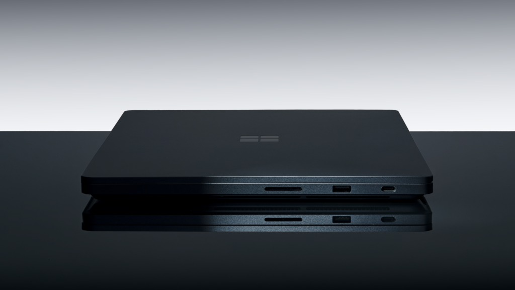 Surface Laptop Ultra: immagine ufficiale Microsoft